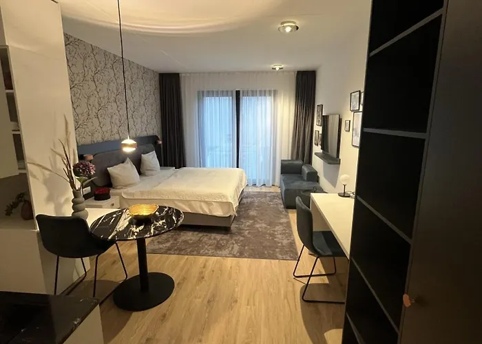 Apartahotel Maseven Frankfurt Messe 4*