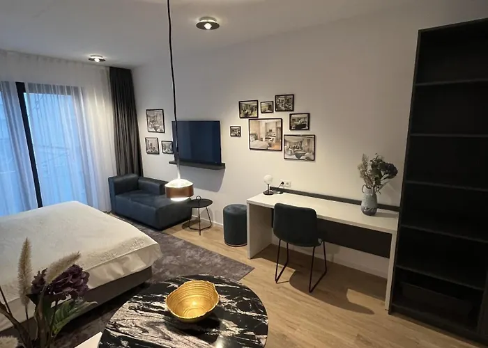 Maseven Frankfurt Messe 4*