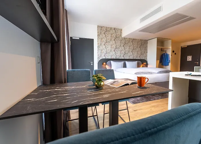Apartahotel Maseven Frankfurt Messe 4*